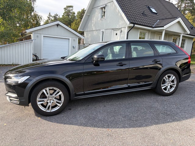 Volvo V90 Cross Country 2019 – bild 2