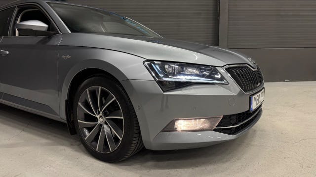 Skoda Superb 2017 – bild 3