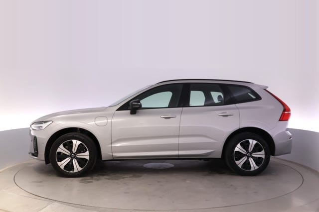 Volvo XC60 2025 – bild 2