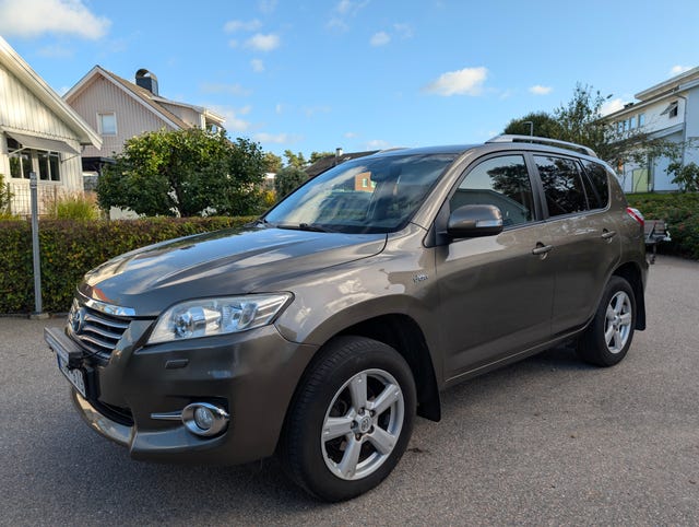 Toyota RAV4 2010