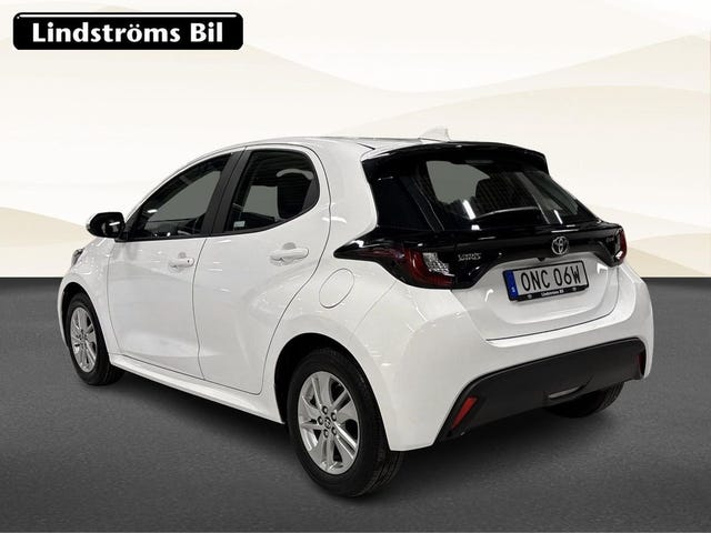 Toyota Yaris 2025 – bild 4