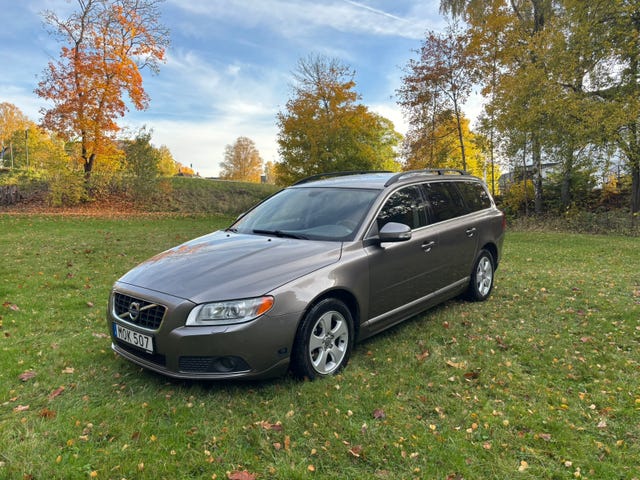 Volvo V70 2010