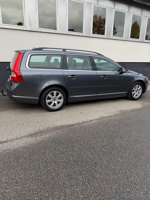 Volvo V70 2011 – bild 2