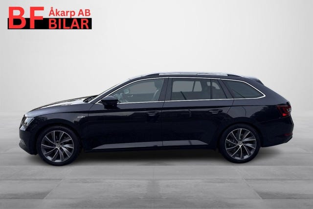 Skoda Superb 2016 – bild 2