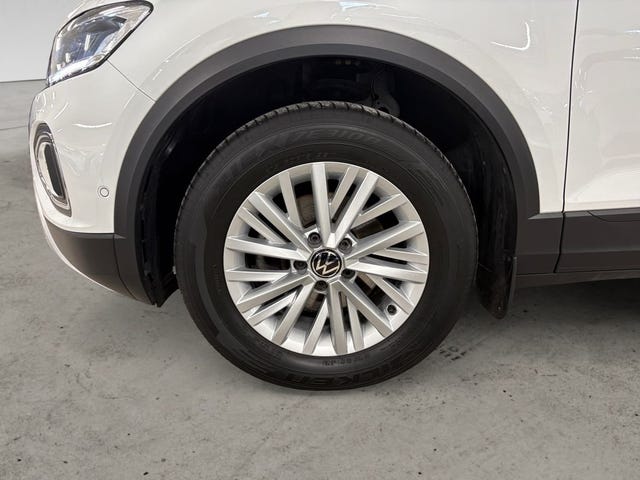 Volkswagen T-Roc 2023 – bild 4