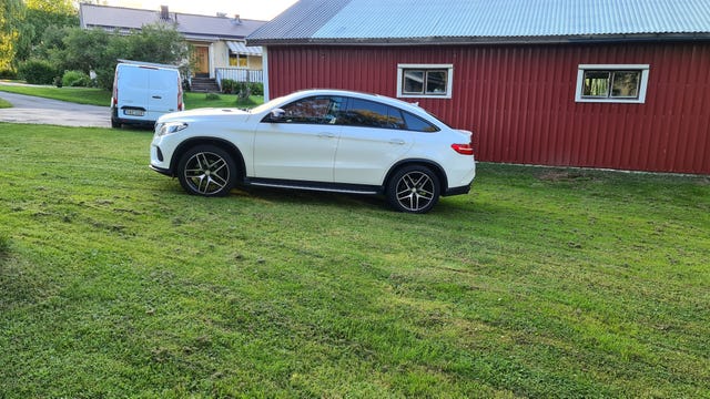 Mercedes-Benz GLE 350 d 2016