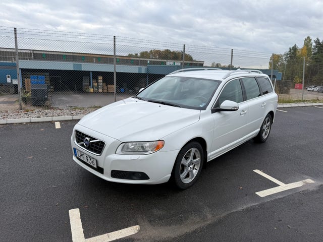 Volvo V70 2011