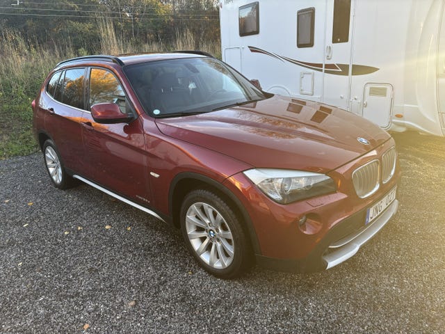 BMW X1 2011