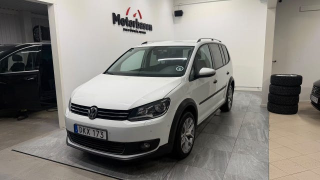Volkswagen CrossTouran 2015