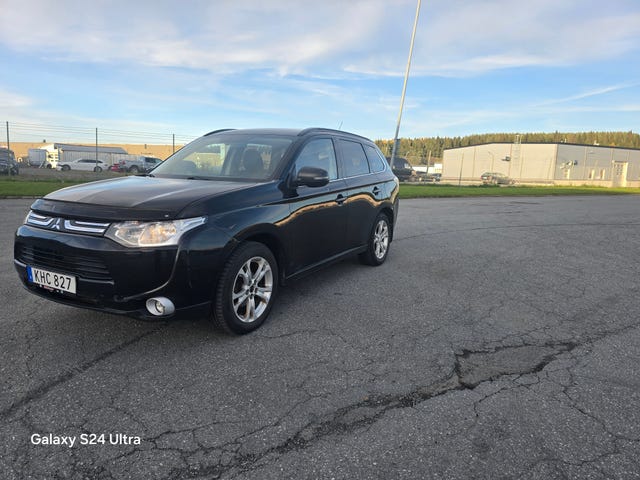 Mitsubishi Outlander 2014
