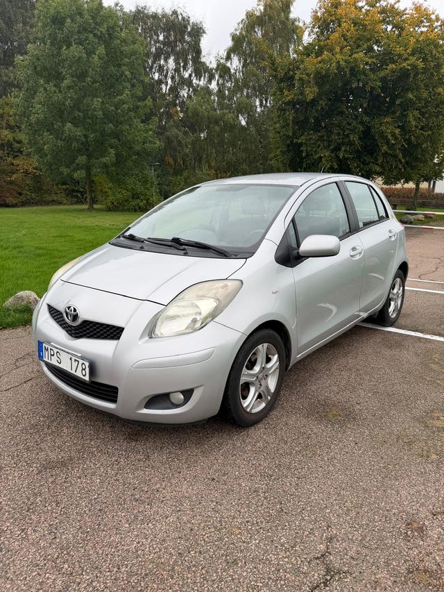 Toyota Yaris 2011