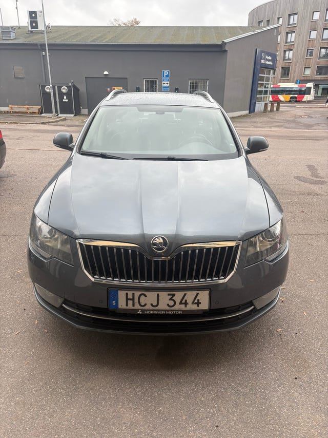 Skoda Superb 2015