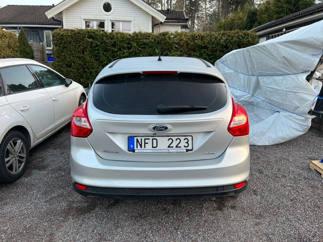 Ford Focus 2013 – bild 2
