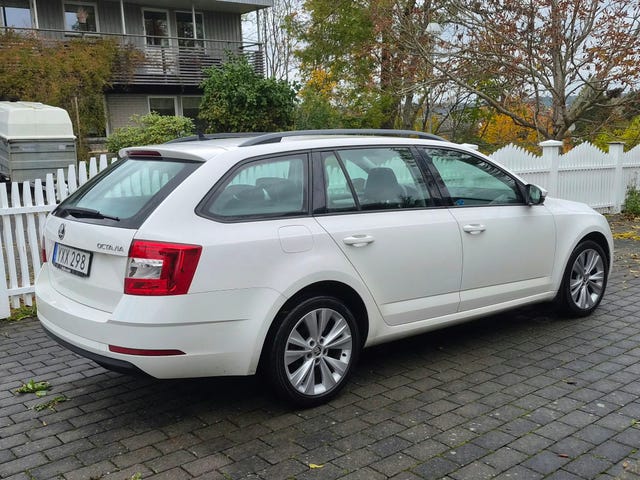Skoda Octavia 2018 – bild 3