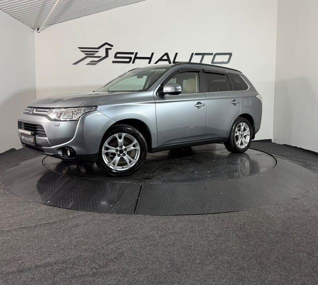 Mitsubishi Outlander 2013