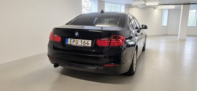 BMW 318d 2015 – bild 3