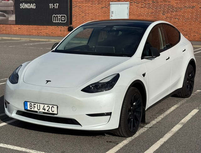 Tesla Model Y 2022