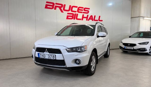 Mitsubishi Outlander 2011
