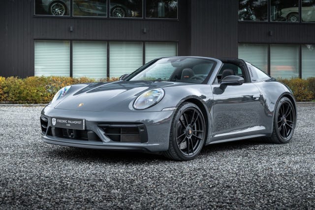 Porsche 911 Targa 4 GTS 2024