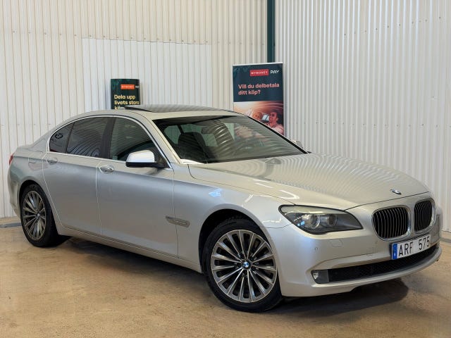 BMW 730 2010
