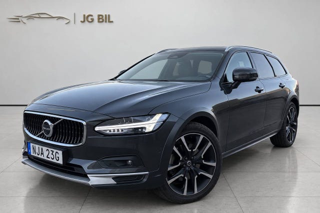 Volvo V90 Cross Country 2023