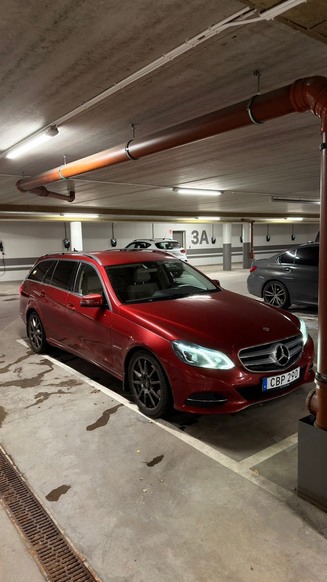Mercedes-Benz E 220 2013