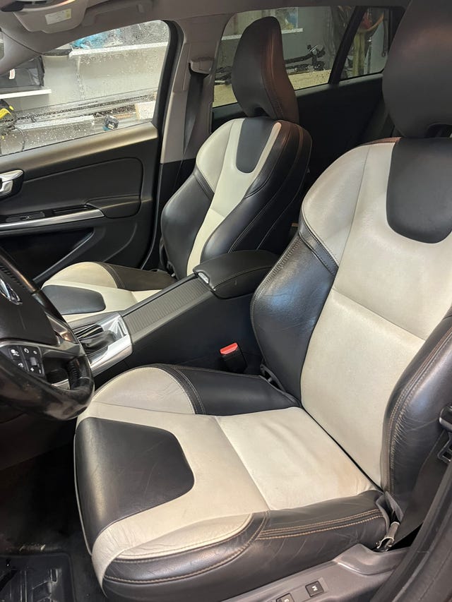 Volvo V60 Cross Country 2016