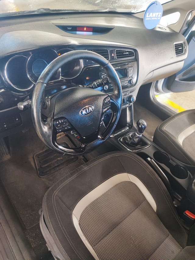 Kia Ceed 2013 – bild 4