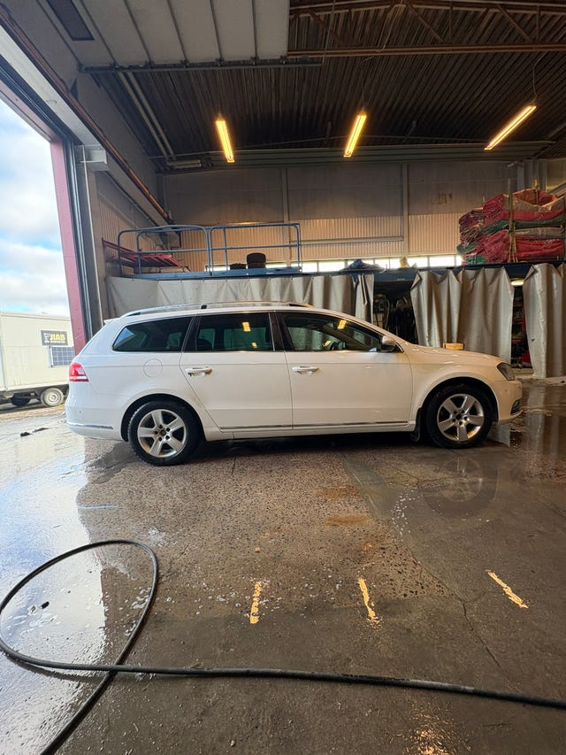 Volkswagen Passat 2012 – bild 3