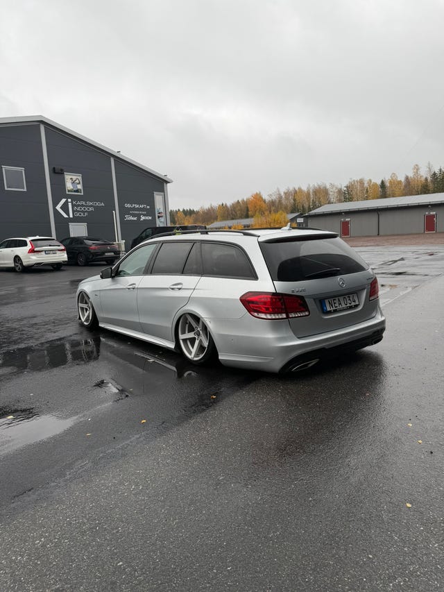 Mercedes-Benz E 220 2016 – bild 3