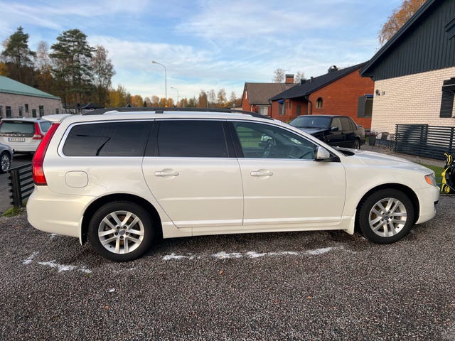 Volvo V70 2014