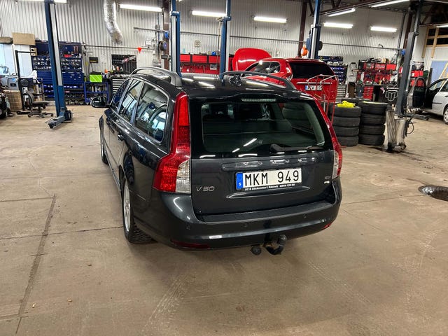 Volvo V50 2010 – bild 2