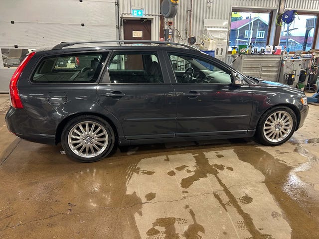 Volvo V50 2010
