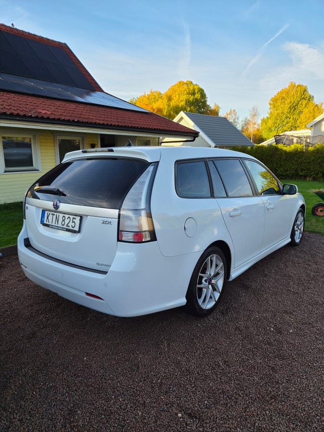 Saab 9-3 2010