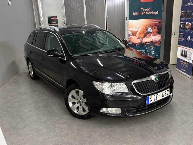 Skoda Superb 2011
