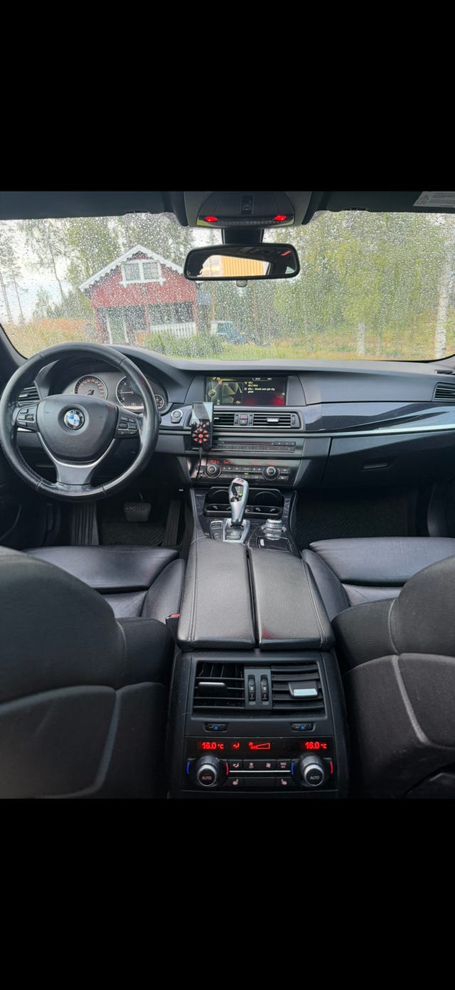 BMW 525d 2013 – bild 2