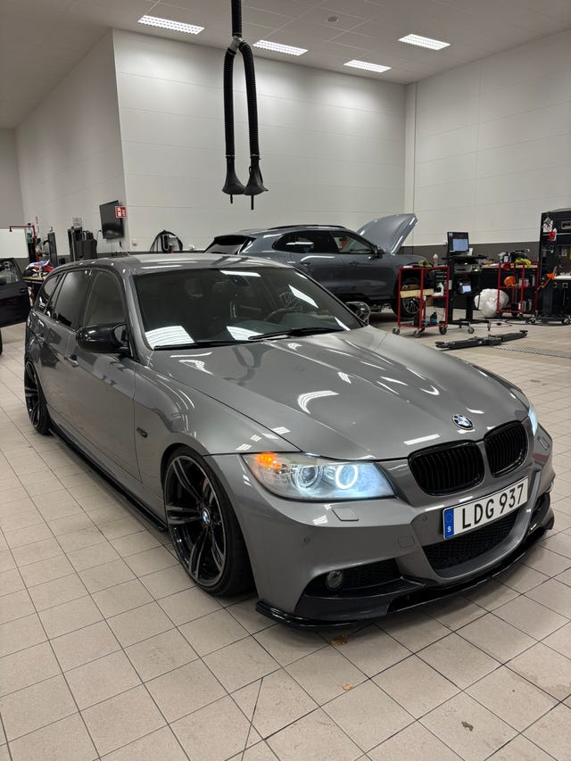 BMW 325d 2011