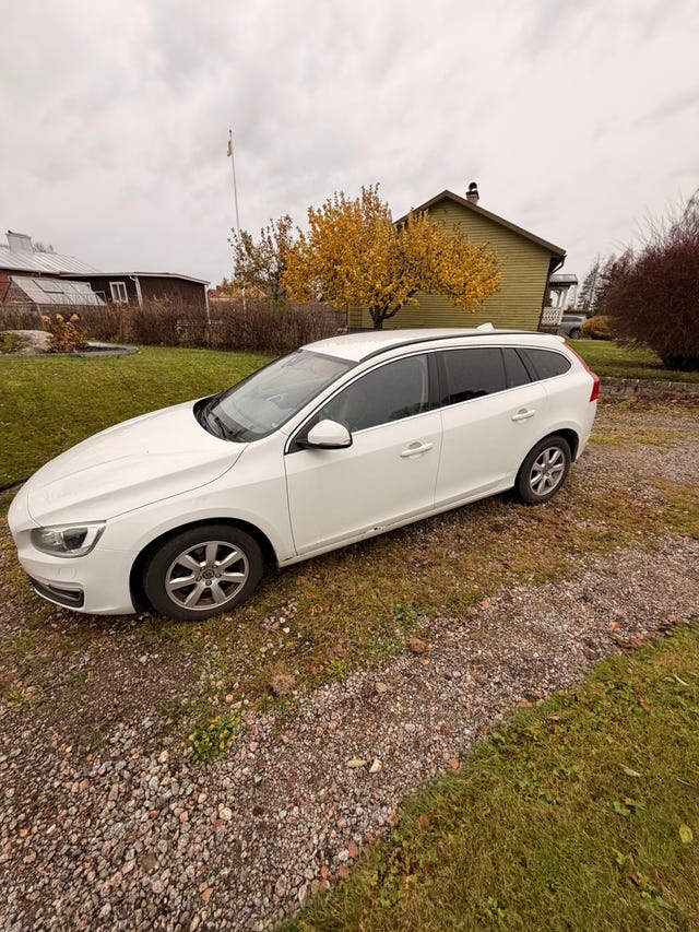 Volvo V60 2014