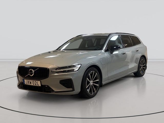 Volvo V60 2025