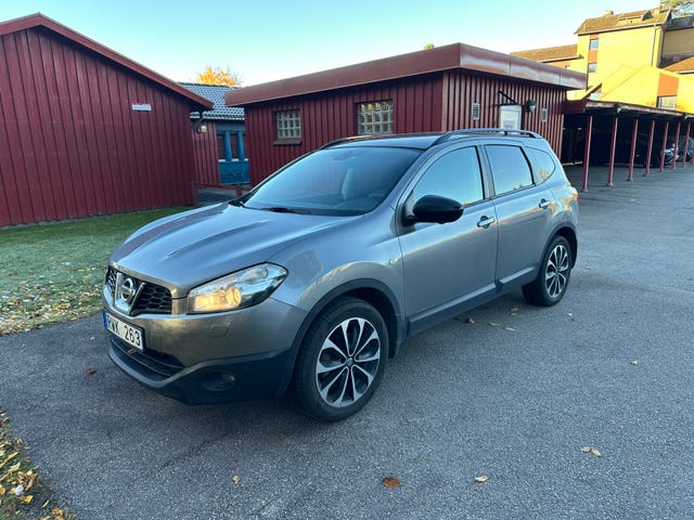 Nissan Qashqai+2 2014
