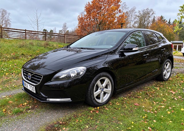 Volvo V40 2014