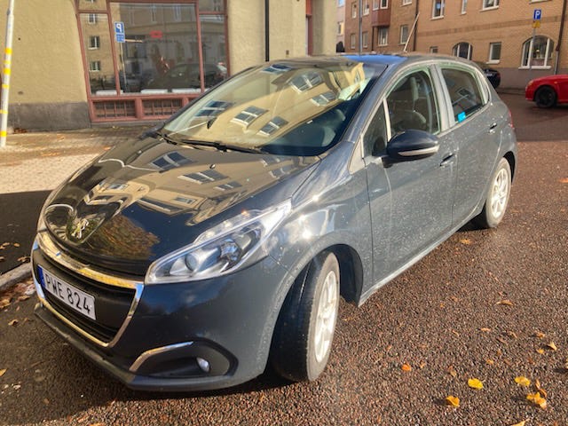 Peugeot 208 2016