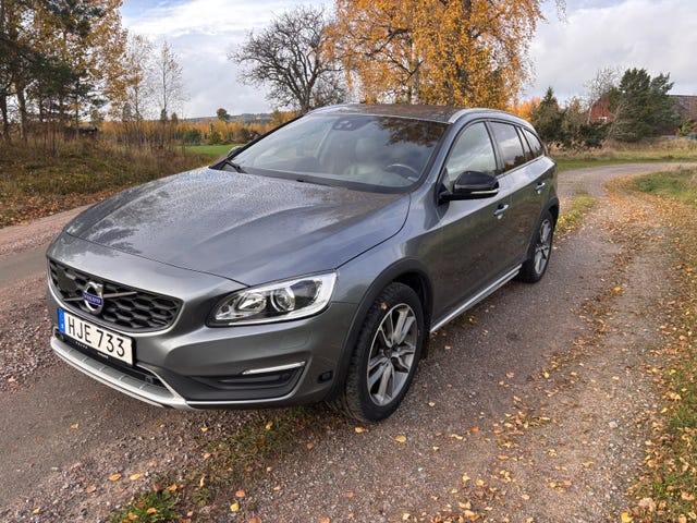 Volvo V60 Cross Country 2018
