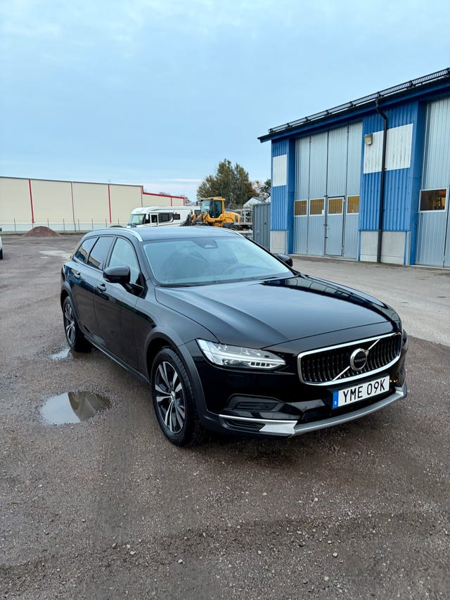 Volvo V90 Cross Country 2022
