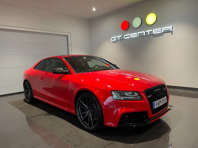 Audi RS5 2011