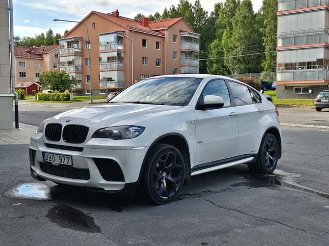 BMW X6 2013