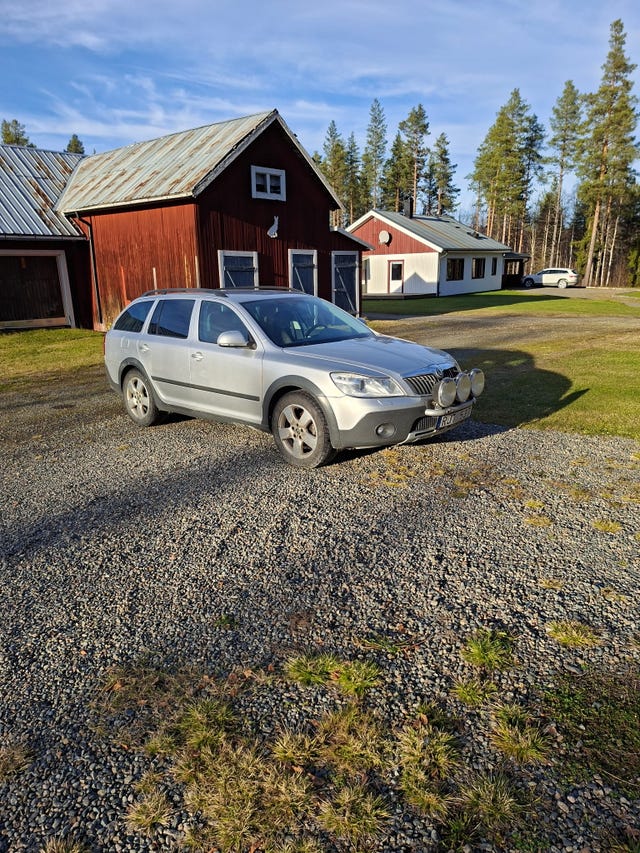 Skoda Octavia Scout 2010