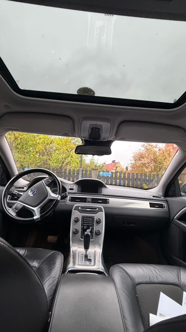 Volvo V70 2012