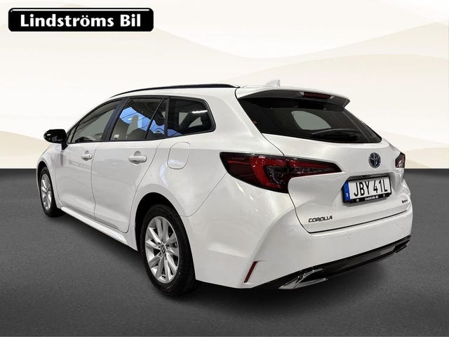 Toyota Corolla 2026 – bild 4