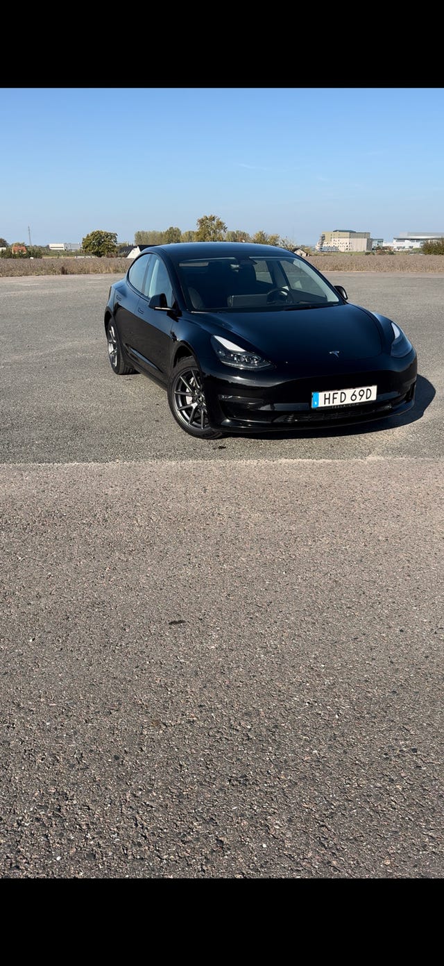 Tesla Model 3 2021